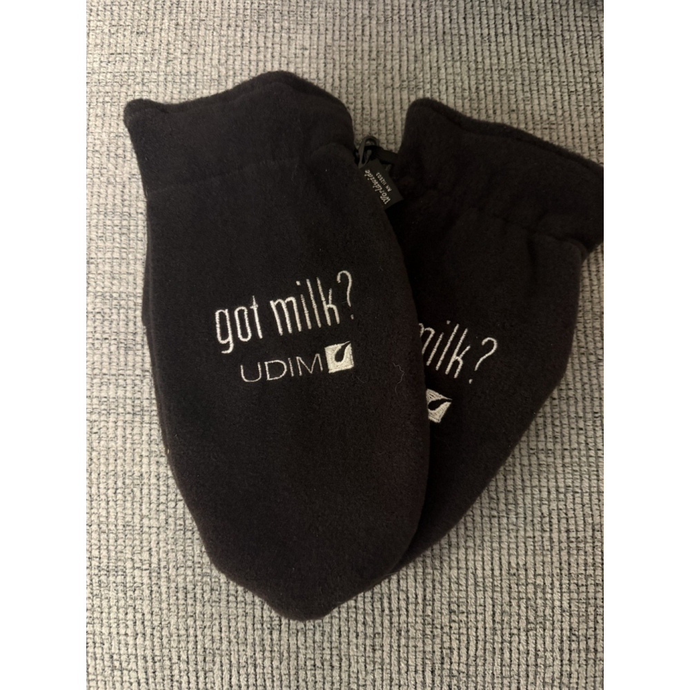 Vintage “Got Milk” Fleece Style Mittens/gloves